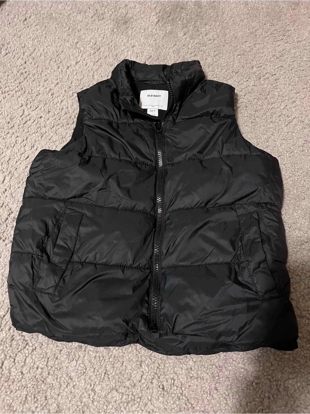 Old Navy Boy’s Puffer Vest Black Size Small (6-7)